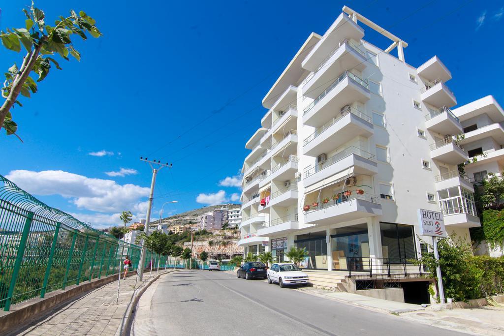 Blue Sea Apartments Sarandë Buitenkant foto